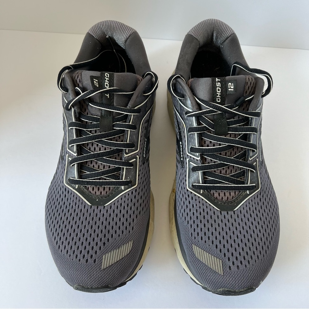 Brooks Ghost 12 Men’s Size 9 Wide Black/Gray running athletic shoes
